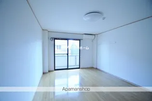 シャルマンF【2階】の居間