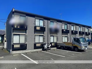 レオパレス赤い靴【2階】の外観