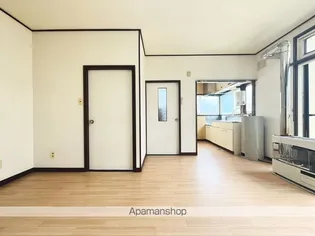 ハイツひばり【1階手前号室】の内装