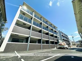 YELLSTAGE長束WEST【1階】の外観