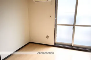 レオネクスト下宮永Ⅱ番館【101号室】の居間