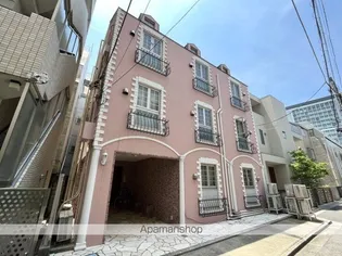 ウェルハウス広尾【1階】の外観