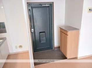 エルディム萩原【1階】の玄関