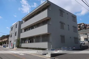 WISTERIA【2階】の外観