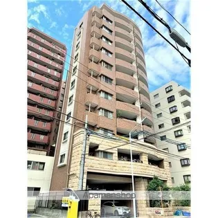 プレサンス泉セレグレード【8階】の外観