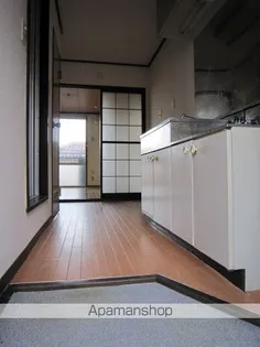 壱番館【1階】の玄関