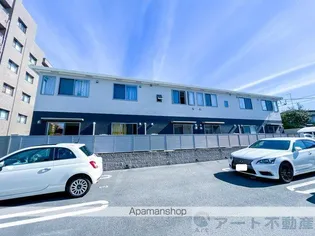 愛媛県松山市上市1丁目【アパート】の外観