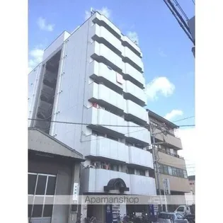 ロイヤル加美北【4階】の外観