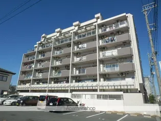 ロイヤルクレスト助信【3階】の外観