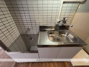 カミングビル【3階】のキッチン