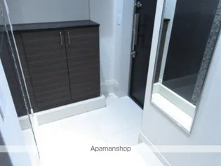 HILLS RESIDENTIAL S12【1階】の玄関