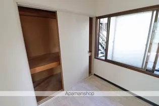 第5ロイヤルマンション【102号室】の内装