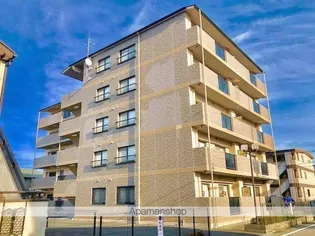 滋賀県野洲市市三宅【マンション】の外観