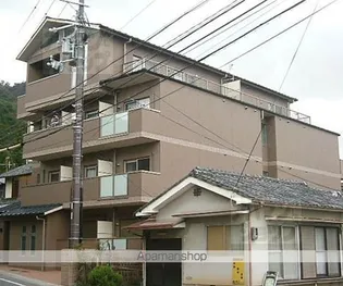 エリーフラッツ嵐山【106号室】の外観