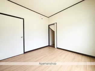 ハイツひばり【1階手前号室】の内装