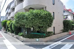 レジダンス・イン・三軒茶屋【2階】の外観