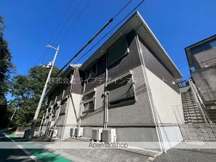 クロユリの画像