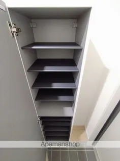 SERRA蘇我【2階】の内装