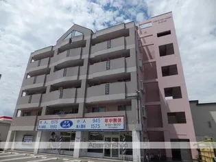 ニューマンション日比野【302号室】の外観