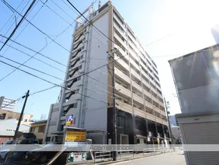 ラ・クール泉【4階】の外観