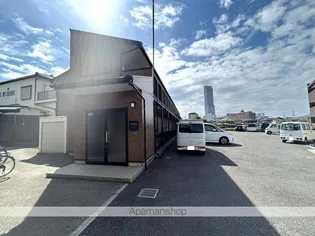 プレジール りんくう【1階】の外観