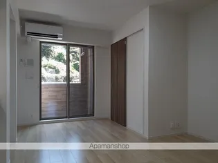 カーサ・セレーノ【1階】の居間