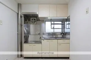 ビレッジハウス四郎丸1号棟【403号室】のキッチン