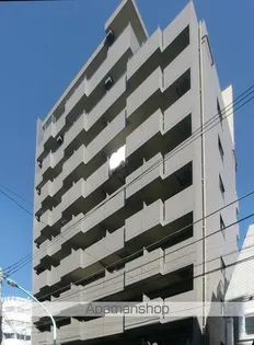 ルーブル神宮前【6階】の外観