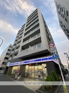 レジディア四谷三丁目【2階】の外観