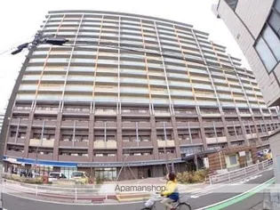 ロイヤルパークスER万代の画像