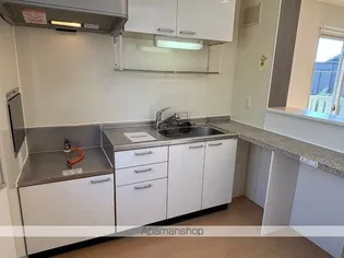 リビングタウン福 B棟【2階】のキッチン