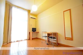 レオパレスI K I 1【105号室】の居間