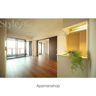 シティタワー名古屋久屋大通公園【15階】の居間