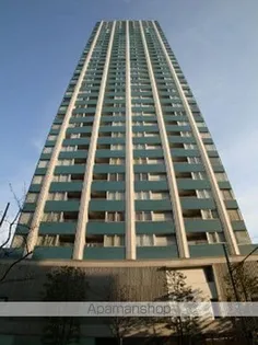 東京都新宿区西新宿4丁目【マンション】の外観