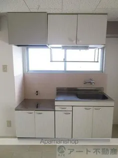 コスモリヴェール朝生田【4階】のキッチン