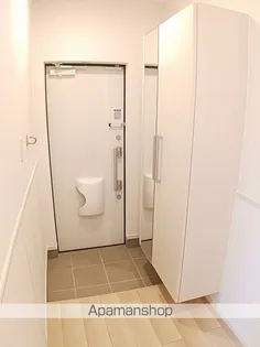 ステラートB【1階】の玄関