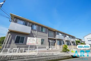 クローバの森【2階】の外観