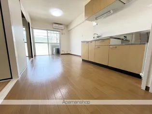 セリマンション【2階】の内装