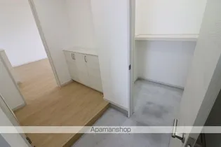 パストラル№Ⅳ【302号室】の玄関