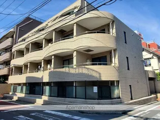 レジダンス・イン・三軒茶屋【2階】の外観