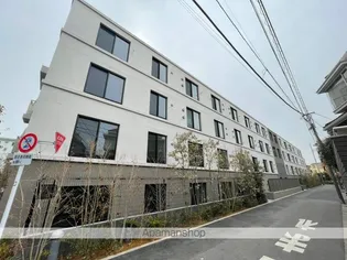 東京都中野区南台5丁目【マンション】の外観