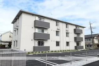 ロイヤルマイン【3階】の外観