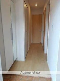 パーク アクシスオスト B【1階】の玄関