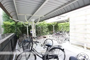 カルフール【202号室】の外観