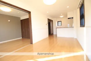 マリベール松橋【1階】の居間