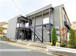 レオパレスエメラルドグリーン【2階】の外観