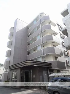 ドエルE−8【3階】の外観