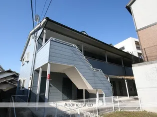 ローレル参番館【1階】の外観