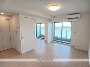 エルドール【5階】の居間