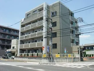 アドラブールの画像